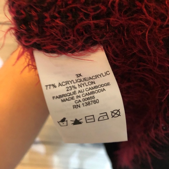 Pennington’s red and black buttoned knit cardigan 3x - Picture 14 of 15